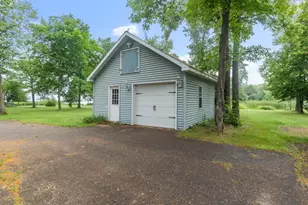 910 E Evergreen St, Isle, MN 56342 - Photo 23