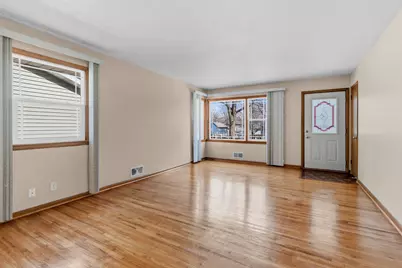 9926 Cottonwood Street NW, Coon Rapids, MN 55448 - Photo 5