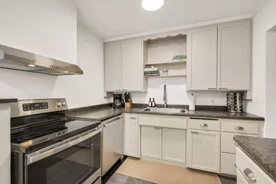 5828 Lyndale Avenue S, Minneapolis, MN 55419 - Photo 9