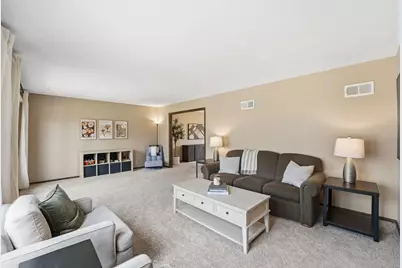 110952 Von Hertzen Court, Chaska, MN 55318 - Photo 11