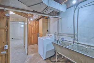 2815 1st Ave, Hibbing, MN 55746 - Photo 13