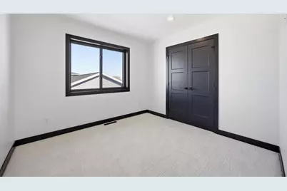 2216 44th Street S, Moorhead, MN 56560 - Photo 33