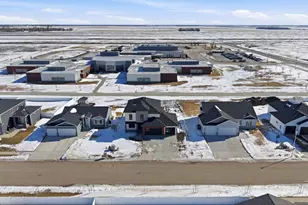 2216 44th St S, Moorhead, MN 56560 - Photo 3