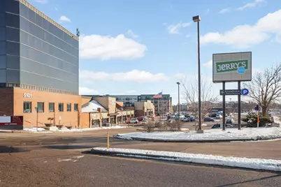 4901 Hawthorne Court #202, Edina, MN 55436 - Photo 55