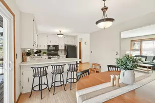 6940 Cleary Pl, Prior Lake, MN 55372 - Photo 7