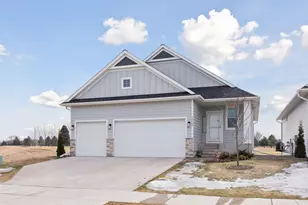 12597 Masters Ln, Lindstrom, MN 55045 - Photo 1