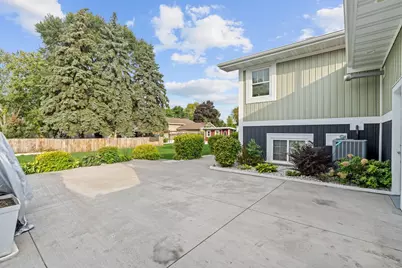 11840 Narcissus Street NW, Coon Rapids, MN 55433 - Photo 13