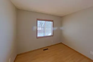 9319 93rd St S, Cottage Grove, MN 55016 - Photo 11