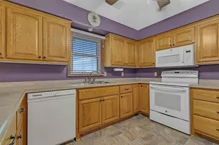 32814 Spunk Tree Cir, Avon, MN 56310 - Photo 3