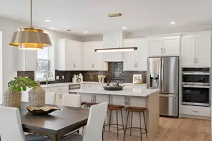 3480 Knightsbridge Trl N, Lake Elmo, MN 55042 - Photo 1