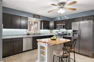 237 S Chestnut St, Belle Plaine, MN 56011 - Photo 7