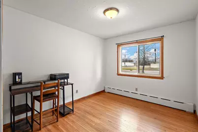 237 S Chestnut Street, Belle Plaine, MN 56011 - Photo 15