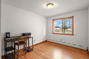 237 S Chestnut St, Belle Plaine, MN 56011 - Photo 15