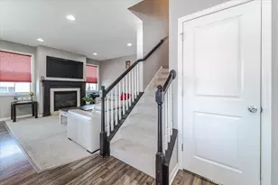 6972 Archer Trl, Inver Grove Heights, MN 55077 - Photo 7