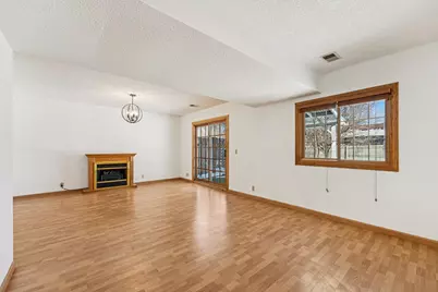 9205 29th Avenue N, New Hope, MN 55427 - Photo 5