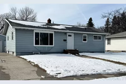 2311 8th Street S, Moorhead, MN 56560 - Photo 3