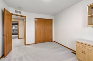 1658 Oakbrooke Cir, Eagan, MN 55122 - Photo 35