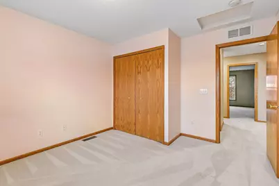 1658 Oakbrooke Circle, Eagan, MN 55122 - Photo 37