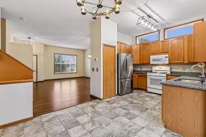 1658 Oakbrooke Circle, Eagan, MN 55122 - Photo 15