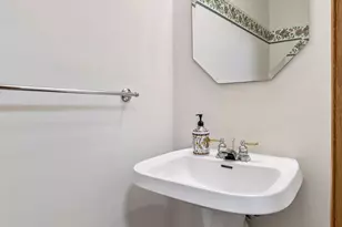 1658 Oakbrooke Cir, Eagan, MN 55122 - Photo 27