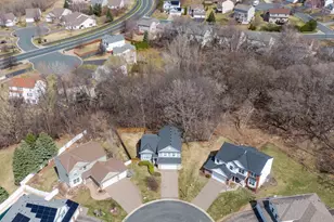 1658 Oakbrooke Cir, Eagan, MN 55122 - Photo 3