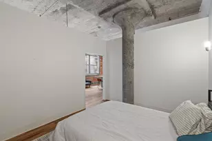 521 S 7th St, Minneapolis, MN 55415 - Photo 13