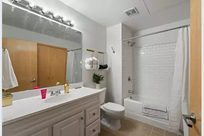 521 S 7th Street #221, Minneapolis, MN 55415 - Photo 15