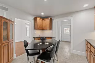 621 6th St SW, Rochester, MN 55902 - Photo 9