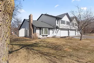 3637 Gershwin Ln N, Oakdale, MN 55128 - Photo 17