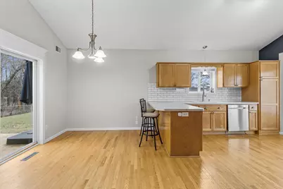 25707 Goldfinch Avenue, Wyoming, MN 55092 - Photo 7