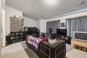 2897 Mark Twain Dr, Chaska, MN 55318 - Photo 35