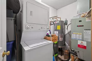 2897 Mark Twain Dr, Chaska, MN 55318 - Photo 39