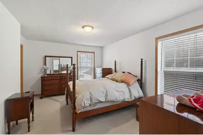 2897 Mark Twain Drive, Chaska, MN 55318 - Photo 15