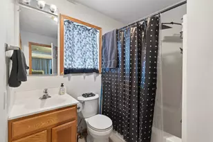 2897 Mark Twain Dr, Chaska, MN 55318 - Photo 37