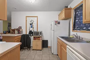 2897 Mark Twain Dr, Chaska, MN 55318 - Photo 37