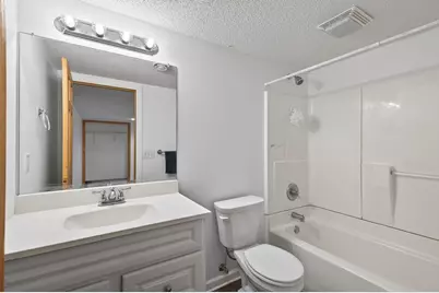 2897 Mark Twain Drive, Chaska, MN 55318 - Photo 31