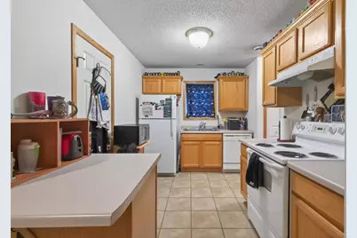 2897 Mark Twain Drive, Chaska, MN 55318 - Photo 35