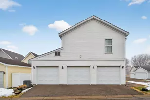 2897 Mark Twain Dr, Chaska, MN 55318 - Photo 45