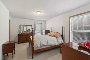2897 Mark Twain Dr, Chaska, MN 55318 - Photo 15