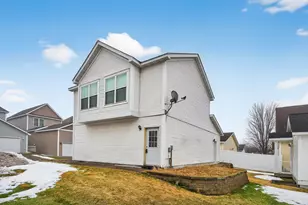 2897 Mark Twain Dr, Chaska, MN 55318 - Photo 43