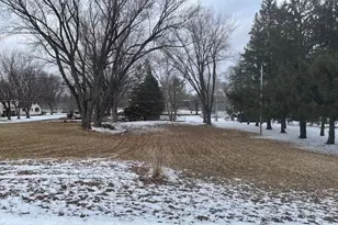 1000 24th Ave SW, Austin, MN 55912 - Photo 1