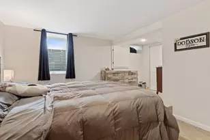 2704 W 60th St, Minneapolis, MN 55410 - Photo 13