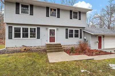 1320 Norcrest Avenue N, Stillwater, MN 55082 - Photo 3