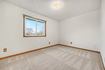 1508 84th Avenue N, Brooklyn Park, MN 55444 - Photo 15