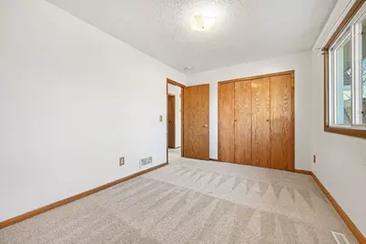 1508 84th Avenue N, Brooklyn Park, MN 55444 - Photo 17