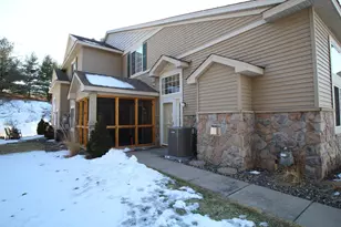 6879 Pine Crest Trail S, Cottage Grove, MN 55016 - Photo 3