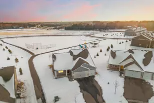 5124 Mustang Cir, Woodbury, MN 55129 - Photo 7