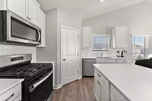 5124 Mustang Cir, Woodbury, MN 55129 - Photo 27