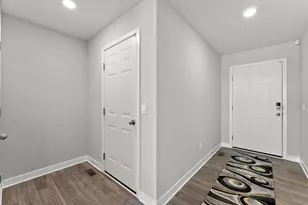 5124 Mustang Cir, Woodbury, MN 55129 - Photo 29