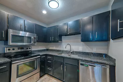311 Pleasant Avenue #404, Saint Paul, MN 55102 - Photo 5